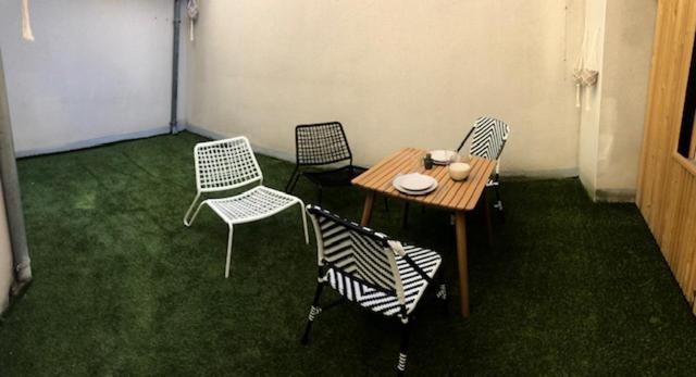 Un Coin De Verdure Dans Le Centre De St Etienne Apartamento Saint-Etienne  Exterior foto